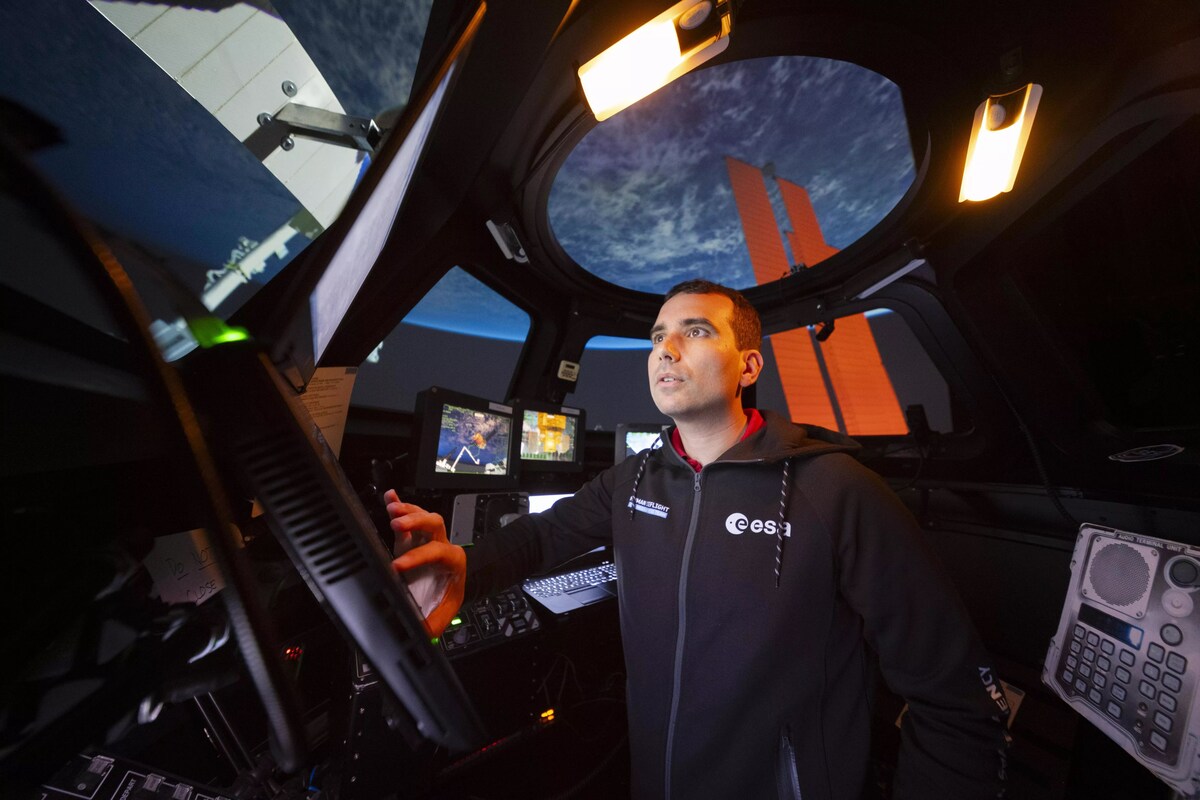 Vertrek van Belgische astronaut Raphaël Liégeois naar ruimtestation ISS ...