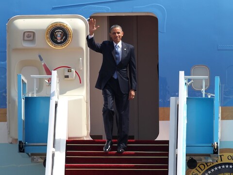 Obama bij zijn aankomst in Israël.