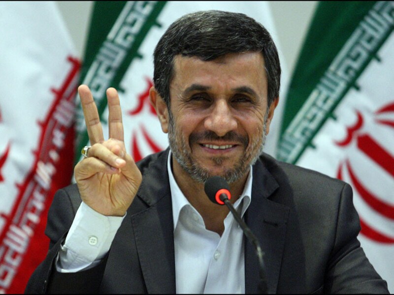 De Iraanse president Ahmadinejad laat zich niet zomaar onder druk zetten.