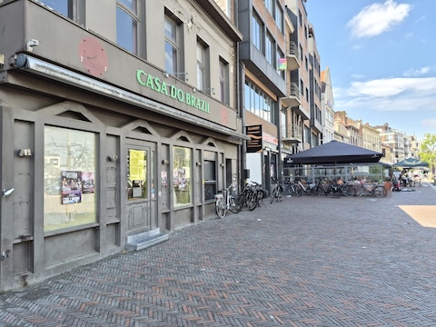 Met het nieuwe reglement wil het stadsbestuur vermijden dat horecazaken openen zonder dat ze in regel zijn met de voorschriften