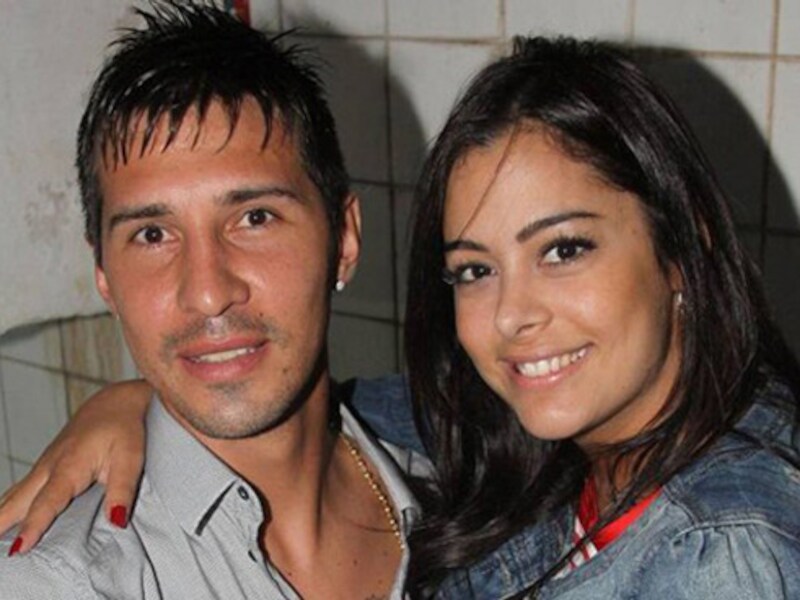 Jonathan Fabbro en Larissa Riquelme.