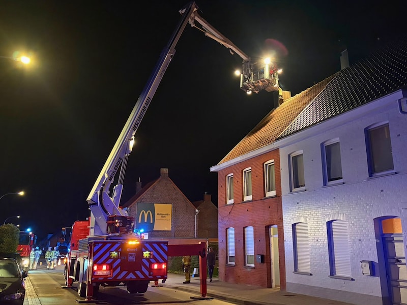 Brandweer rukt uit voor rook in een woning in Meulebeke.