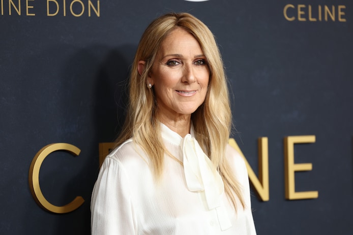 Emotionele Céline Dion krijgt staande ovatie na première van documentaire |  Celebrities | hln.be