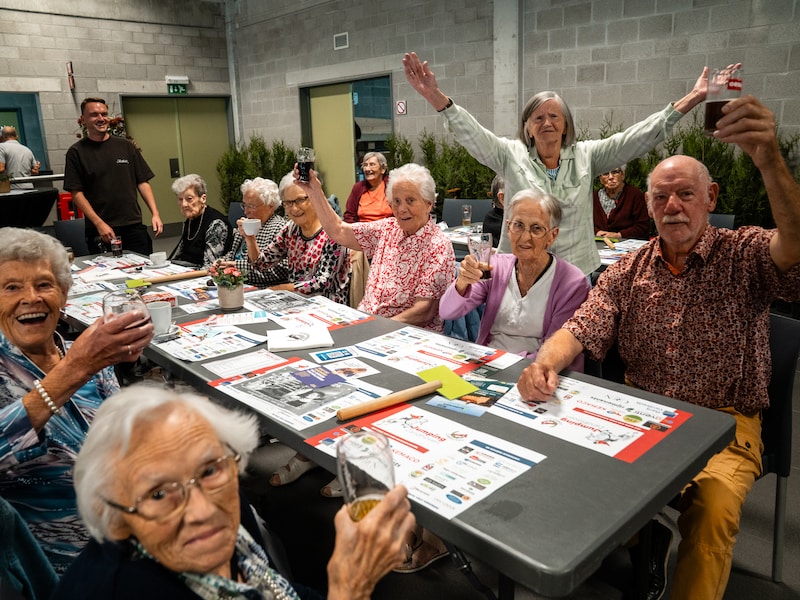 54ste Jumping Zandhoven is van start gegaan: bijhorende seniorennamiddag was meteen voltreffer