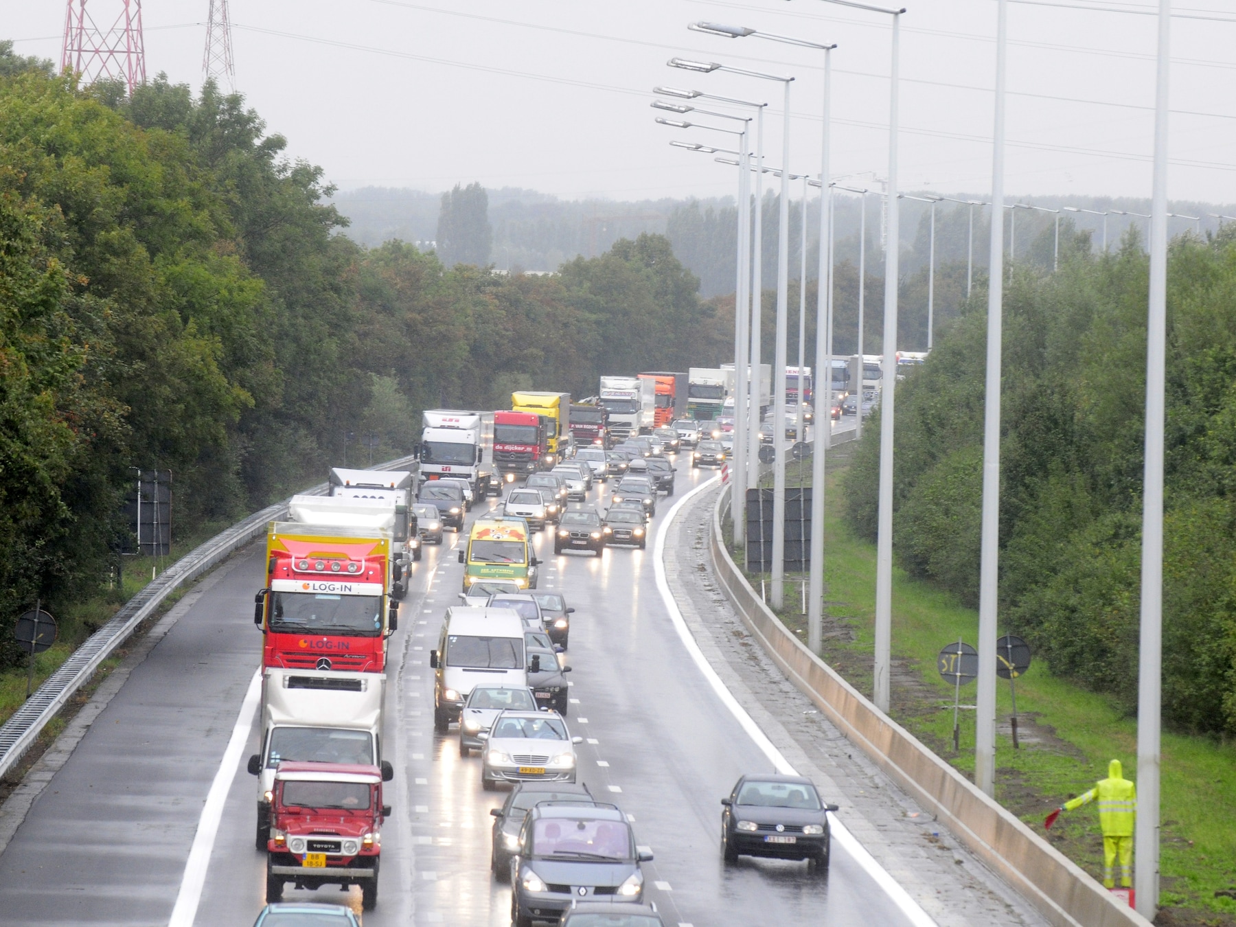 Nieuwe ontsluitingsweg Laerevelden moet verkeer in Reet veiliger maken
