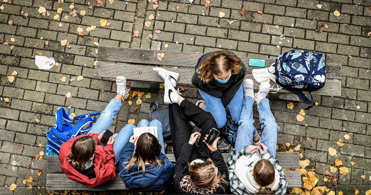 'Ewa drerrie' en 'simp' zijn Kinderwoord en Tienerwoord van het Jaar ...