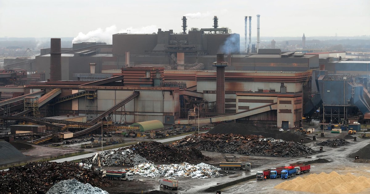 Brand ontstaan op terrein van ArcelorMittal: “Situatie intussen onder controle”