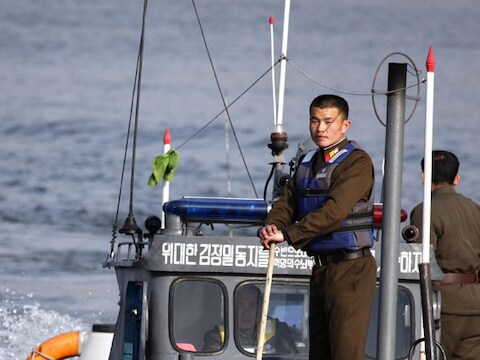 De Noord-Koreanen bereikten Zuid-Korea in een bootje.