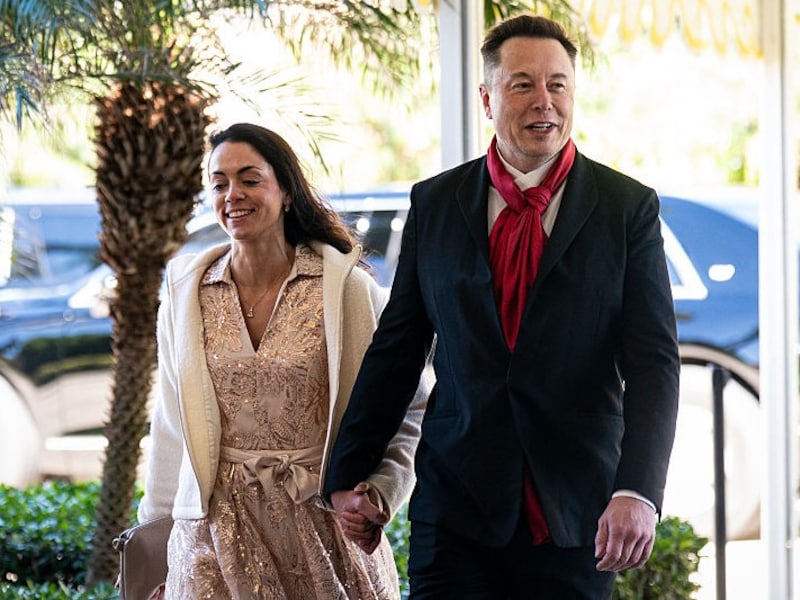 Elon Musk en Shivon Zilis (februari 2026).