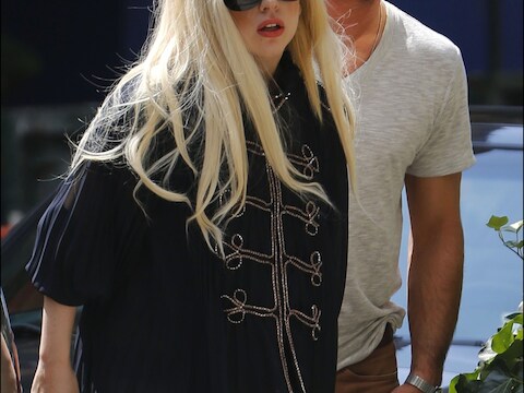 Gaga met af-en-aan-vriendje Taylor Kinney