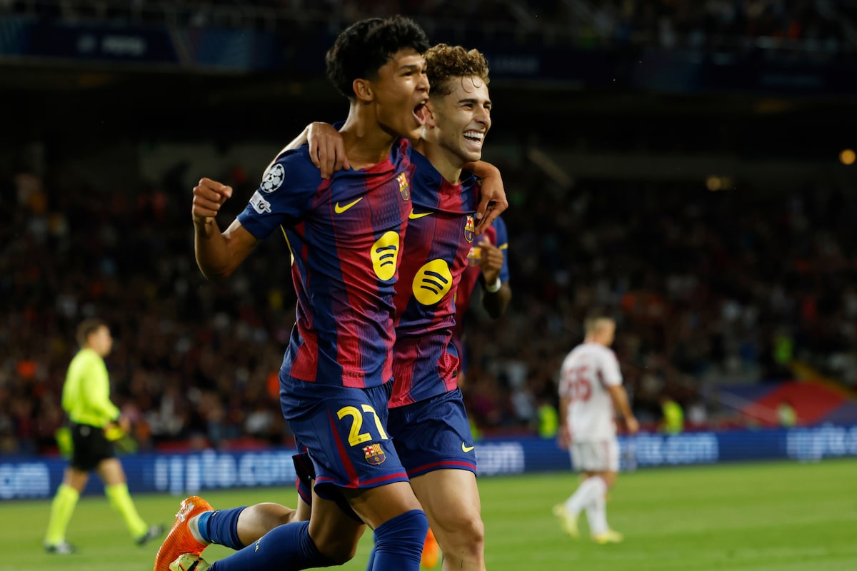 Wat een Champions League-debuut: 17-jarige Dro Fernandez deelt meteen assist uit bij Barcelona | Champions League | HLN.be