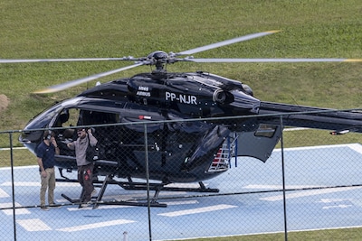 LIVE WK voetbal | Luttele uren na aankomst met helikopter gaan alarmbellen al af: Neymar traint niet bij Brazilië door kuitblessure
