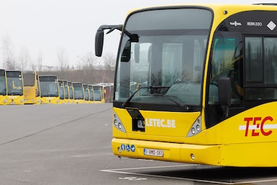 Al meerdere keren betrapt: tiener (16) blijft TEC-bussen stelen uit depot in Doornik om er ‘s nachts mee rond te rijden