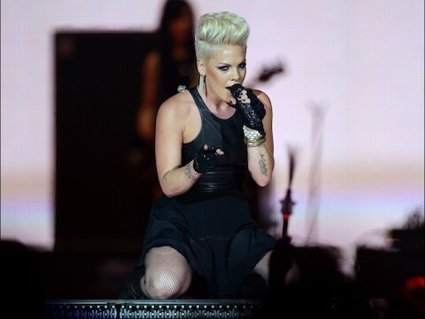 Pink op het Jingle Bell Ball.