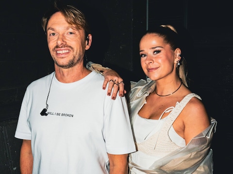 Regi en Laura Tesoro brengen samen een single uit.