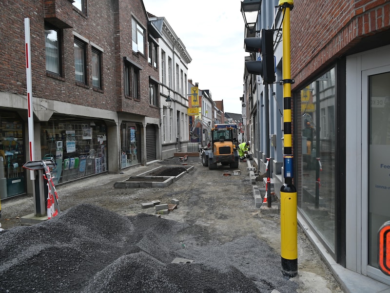 De werken in de Akkerstraat in Temse zitten momenteel in een eindfase