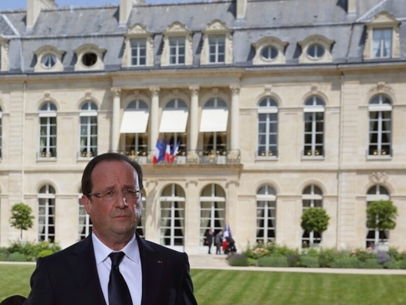 De Franse president Hollande zondag tijdens een tv-interview ter gelegenheid van de Franse nationale feestdag Quatorze Juillet.