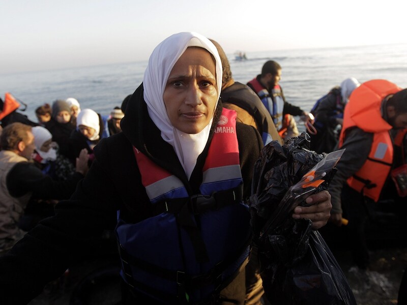 Bootvluchtelingen komen aan op het Griekse eiland Lesbos.