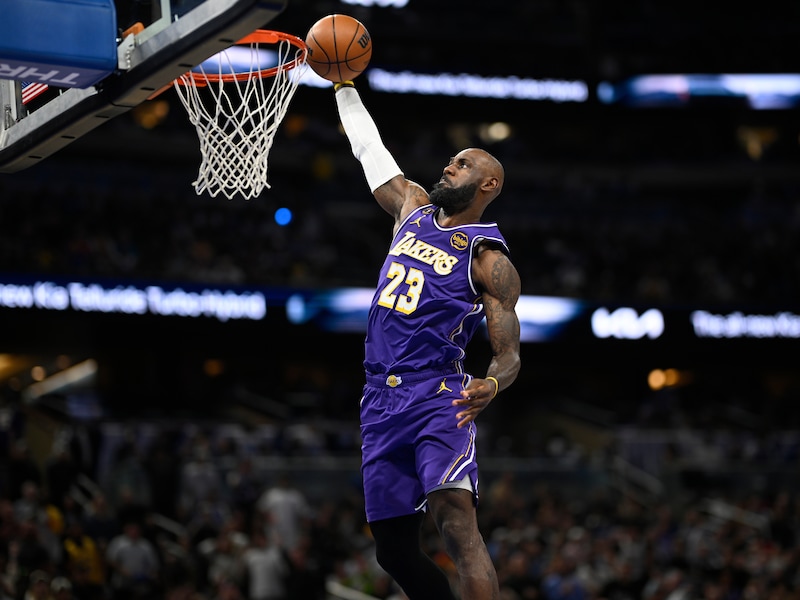 Een cijfer om van achterover te vallen: LeBron James (41) breekt record van meeste NBA-duels