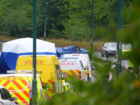 De hulpdiensten kwamen na het ongeval massaal ter plaatse. Voor de zeven slachtoffers kon geen hulp meer baten. 