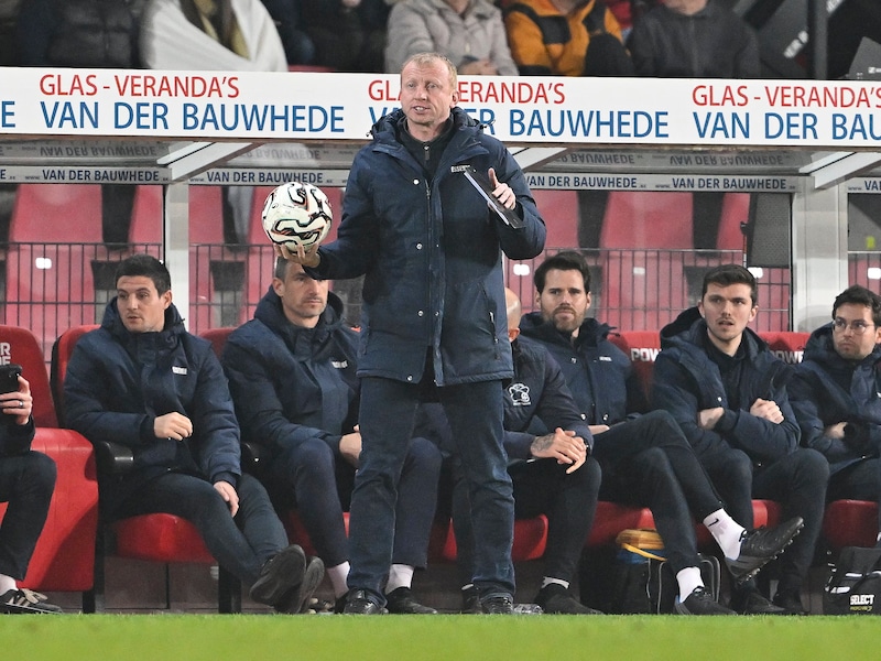 “Het vertrouwen dat ik krijg van de club is groot”: Steve Colpaert staat voor vuurdoop als hoofdcoach