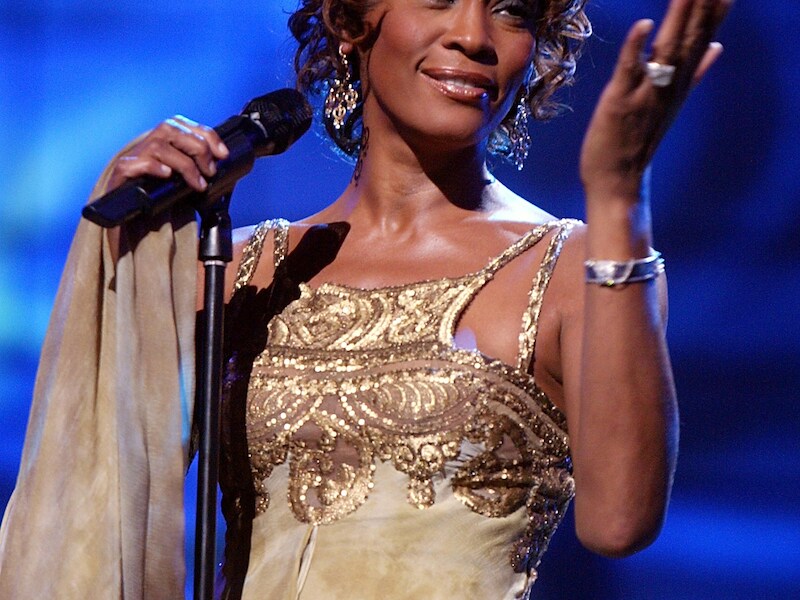 Whitney Houston overleed op 11 februari vorig jaar.
