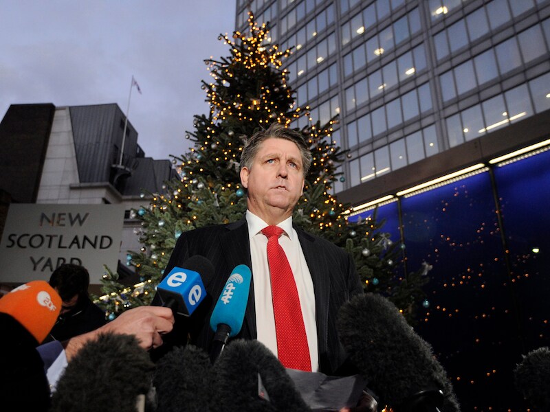 Inspecteur Kevin Hyland van Scotland Yard sprak gisterenavond de pers toe.