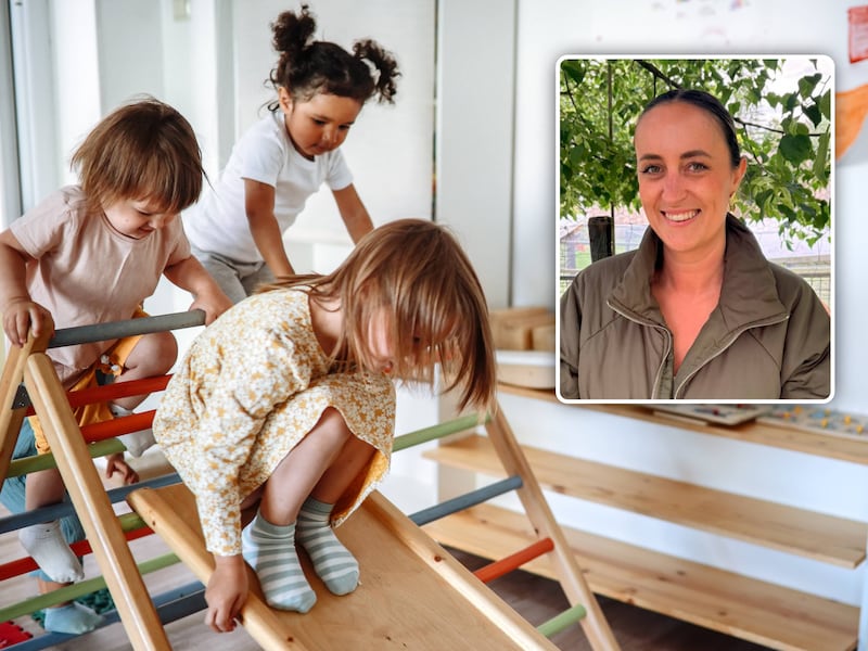  Kleuterjuf Liz Huybrechts wijst op een groot contrast.