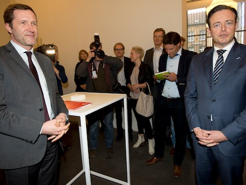 PS-voorzitter Paul Magnette en N-VA-voorzitter Bart De Wever kruisten begin april al eens de degens op het Groot Debat van De Tijd en L'Echo.