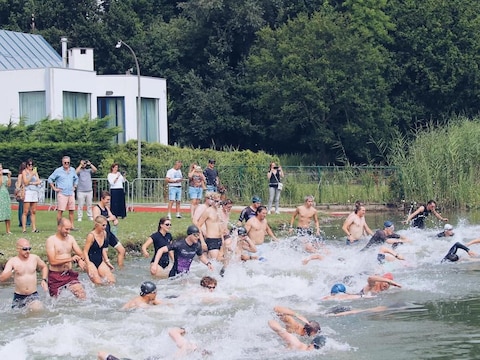 Twee jaar geleden organiseerde Lode al een privétriatlon in het meer van Keerbergen voor vrienden en familie.