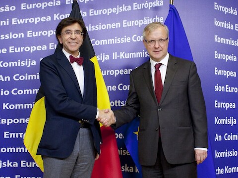 Olli Rehn, eurocommissaris van Financiën, is tevreden met de aanpassingen van de regering Di Rupo.