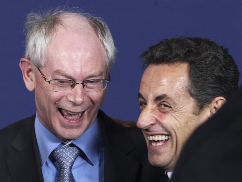 Van Rompuy schatert het uit met Sarkozy, die hem van in het begin steunde.