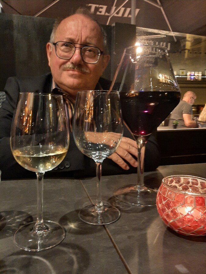 LEVENSVERHAAL. Journalist en S.P.Q.R.-stichter Eric Claes (62) was ...