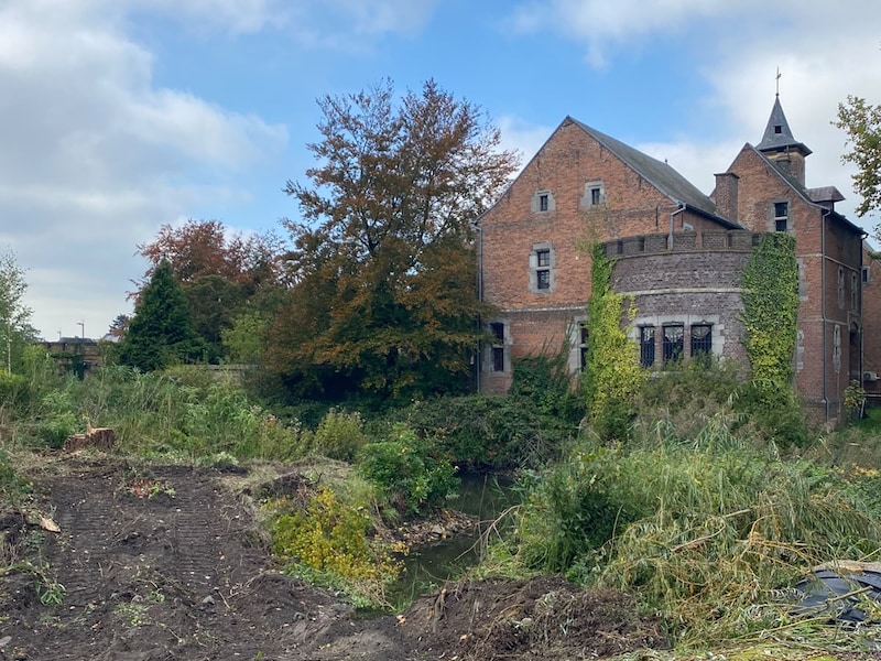 Start aanleg historische kasteeltuin Commanderij Gruitrode