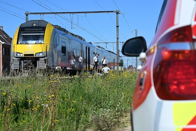 Hele wereld leeft mee: ongeval met schoolbusje en trein in Buggenhout wordt ook gevolgd door internationale media