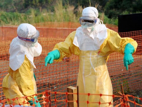 Ook in Ghana is mogelijk het ebolavirus opgedoken. Een meisje is omgekomen na virale koorts. Haar bloed wordt nu onderzocht.