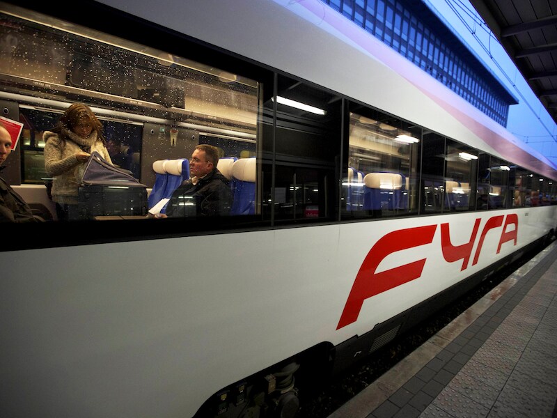 De NMBS wil vergoed worden voor "zowel rechtstreeks als onrechtstreeks opgelopen materiële schade".