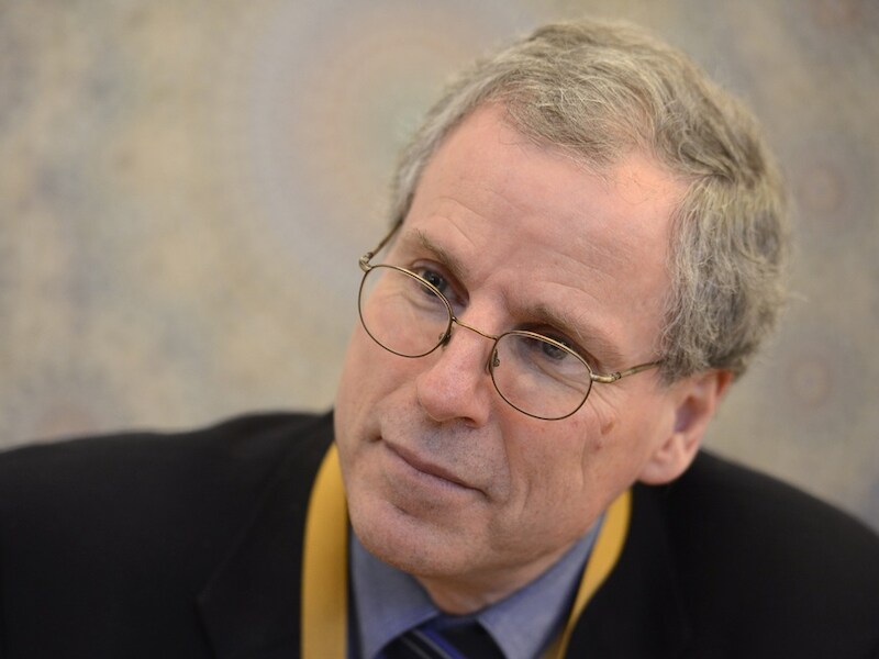 Robert Ford.