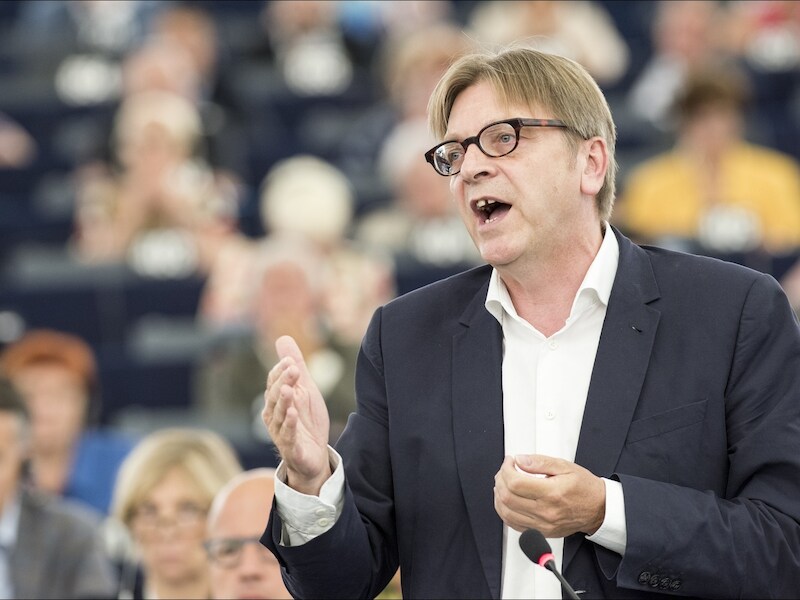Guy Verhofstadt hekelt het totale gebrek aan consensus en wil van de lidstaten om een gezamenlijk Europees asielbeleid uit te werken.