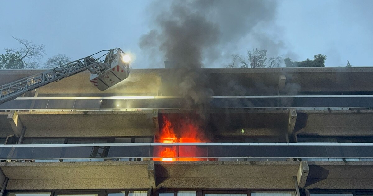 Gewonde bij appartementsbrand in Sint-Agatha-Berchem: alle andere bewoners geëvacueerd | Brussel