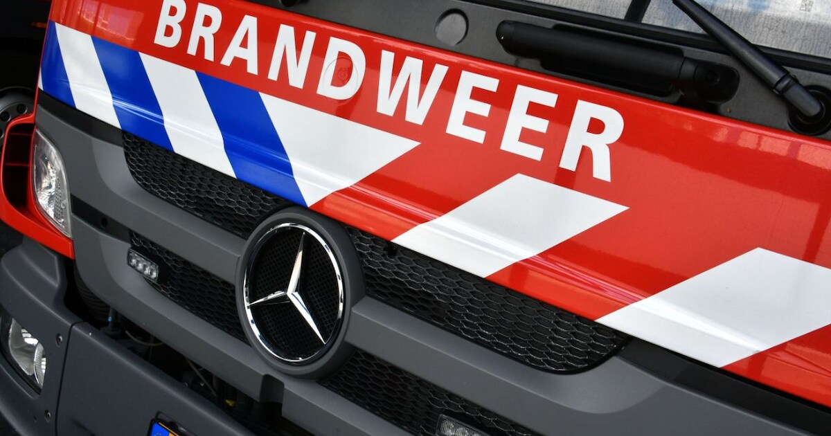 Vrachtwagen in brand op Brugstraat in Roggel