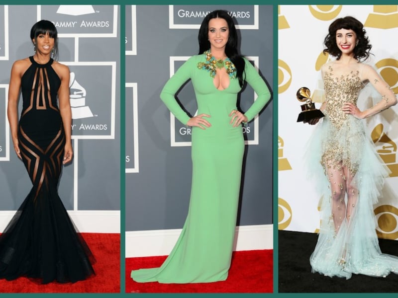 Kelly Rowland, Katy Perry en Kimbra trokken zich niets aan van de dresscode.