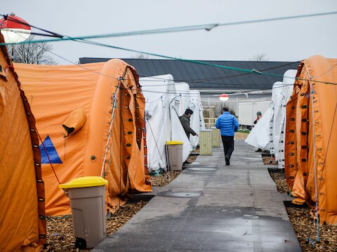 Een tentenkamp voor vluchtelingen in Denemarken.