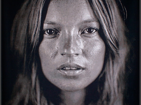 Een foto van Kate Moss door Chuck Rose die in september geveild zal worden in Christie's in september.