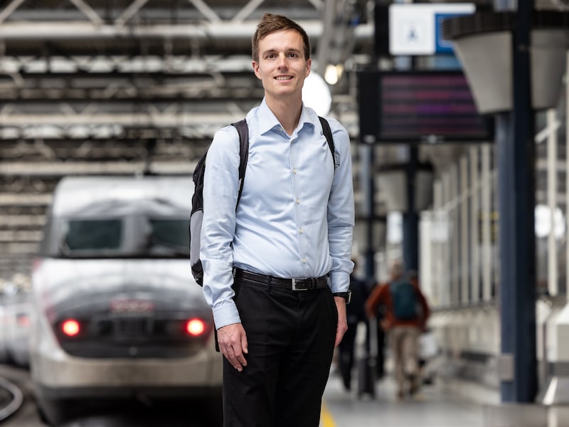 Nicolas Rooms woont in Londen en gaat elke week over en weer met de Eurostar naar zijn bedrijf in Mechelen.