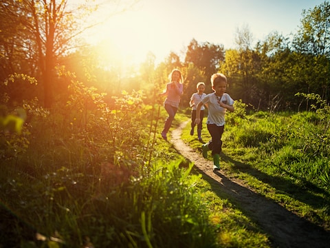 Illustratiebeeld - De nieuwe Familie Fit-route ‘Operatie Zonneslag’ stuurt kinderen van 8 tot 12 jaar op een digitale missie door Rumst.