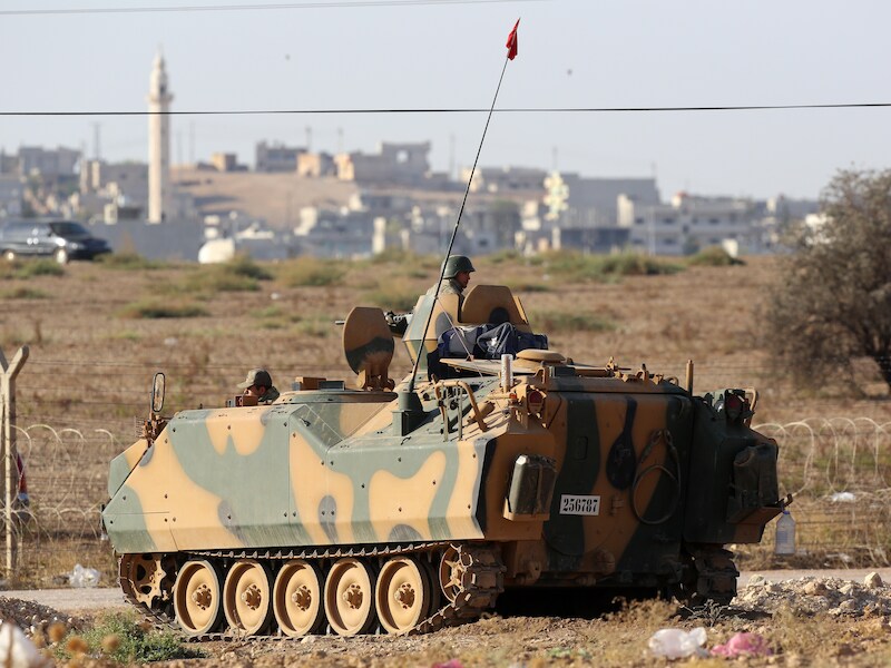 Turkse militairen in de buurt van de grens met Syrië.