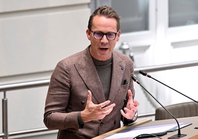 Minister Brouns (CD&V): “Bangmakerij van sommige politici leverde mij doodsbedreigingen op”