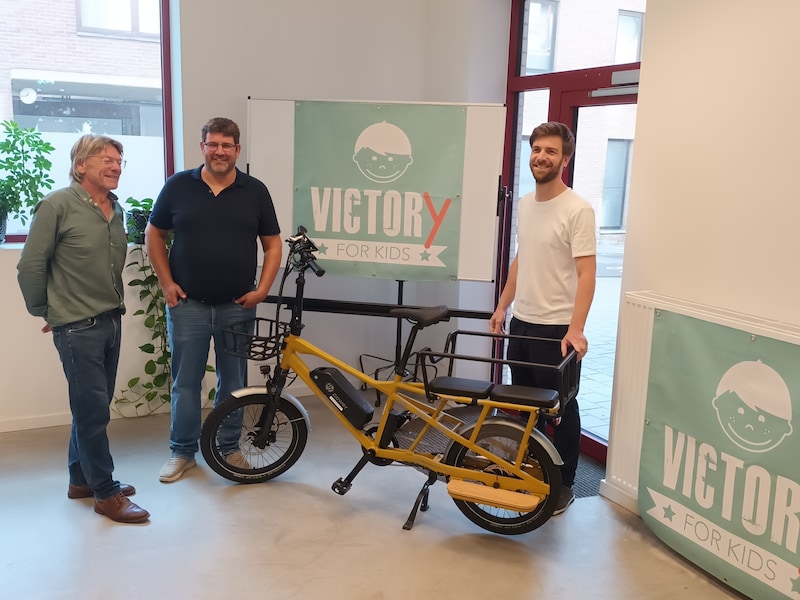 Victory for Kids schenkt longtailfiets aan Tonuso Vilvoorde: “Kinderen meer kansen bieden om deel te nemen aan school- en vrijetijdsactiviteiten”