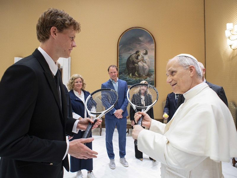 Paus wil niet spelen met beste tennisser ter wereld Jannik Sinner: “Hier gaan we dingen breken”
